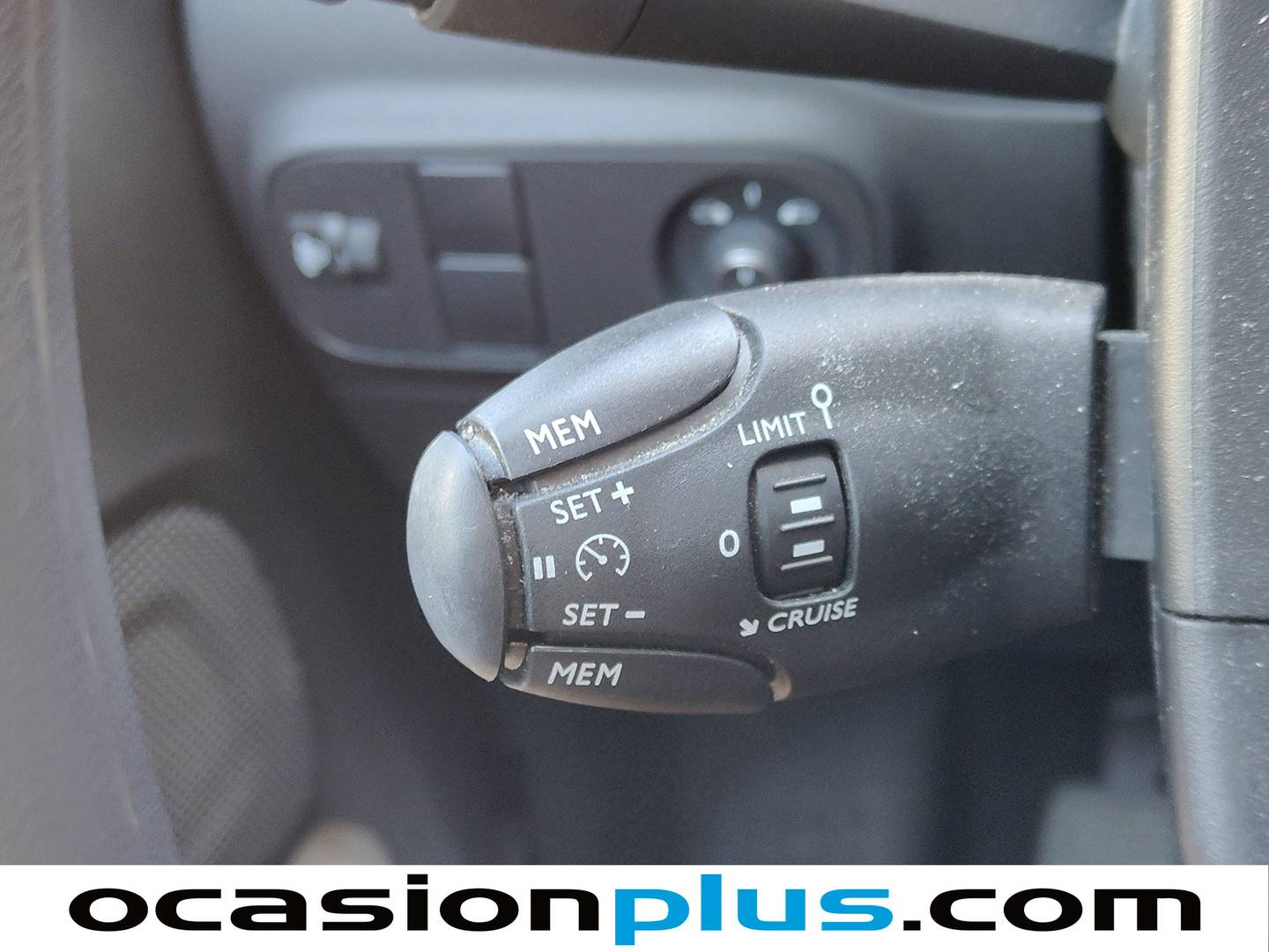 Acabados Citroën C3 Citroën C3 PureTech 83 Plus (83 CV)