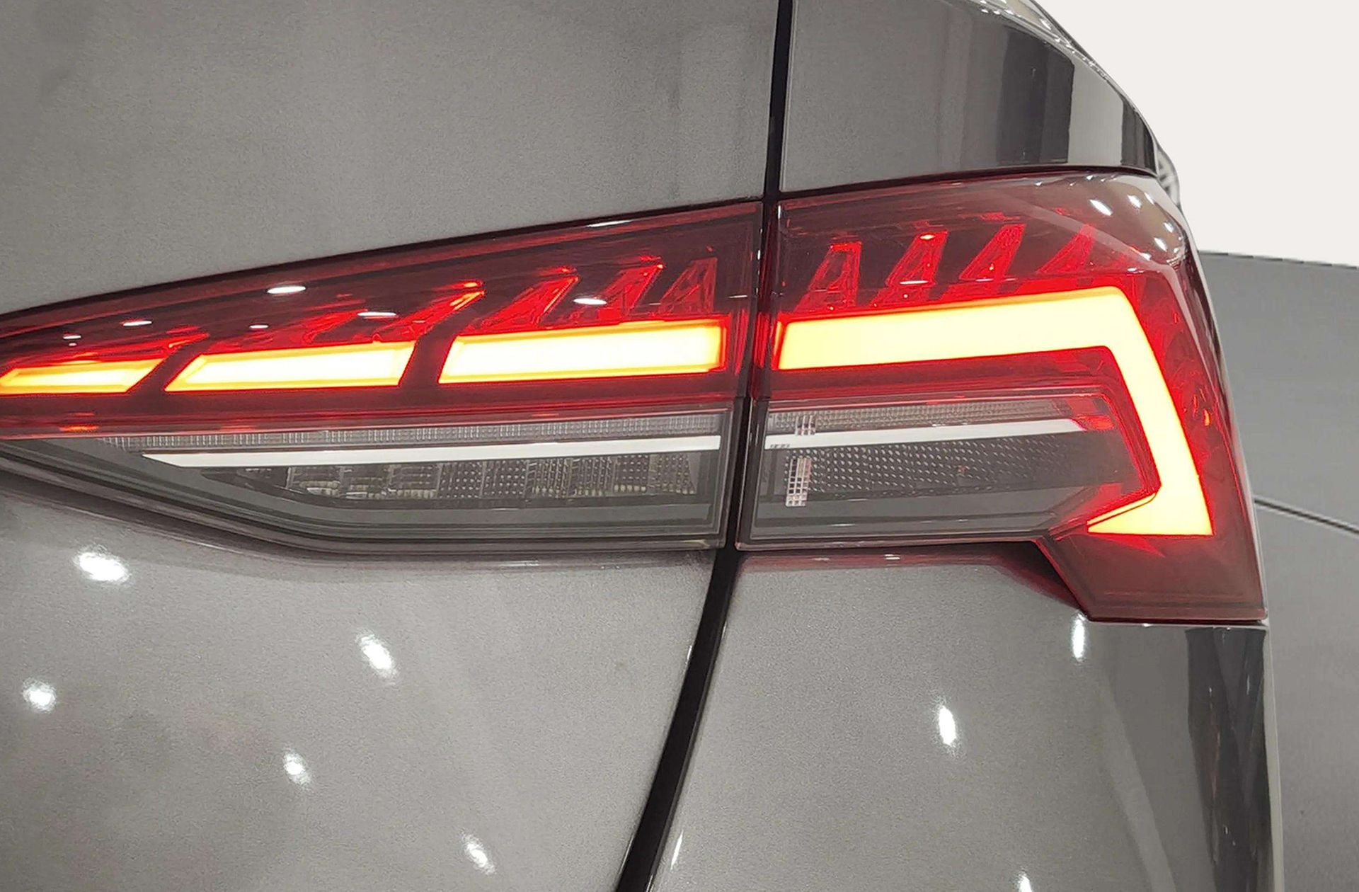 Škoda Octavia 1.5 TSI m-HEV Selection DSG - foto 19
