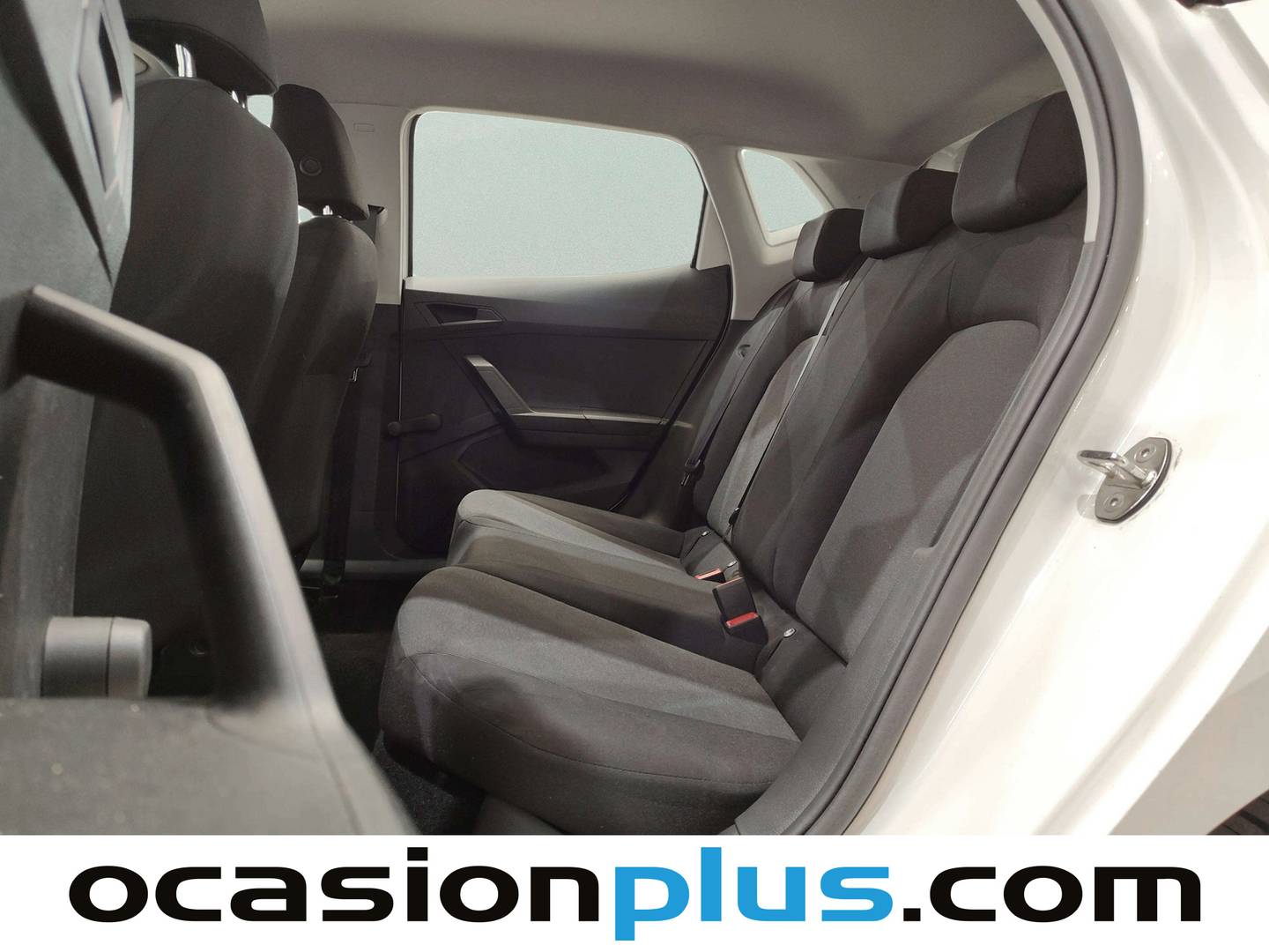 Foto asientos traseros Seat Ibiza Seat Ibiza 1.0 MPI S&S Reference Plus (80 CV)