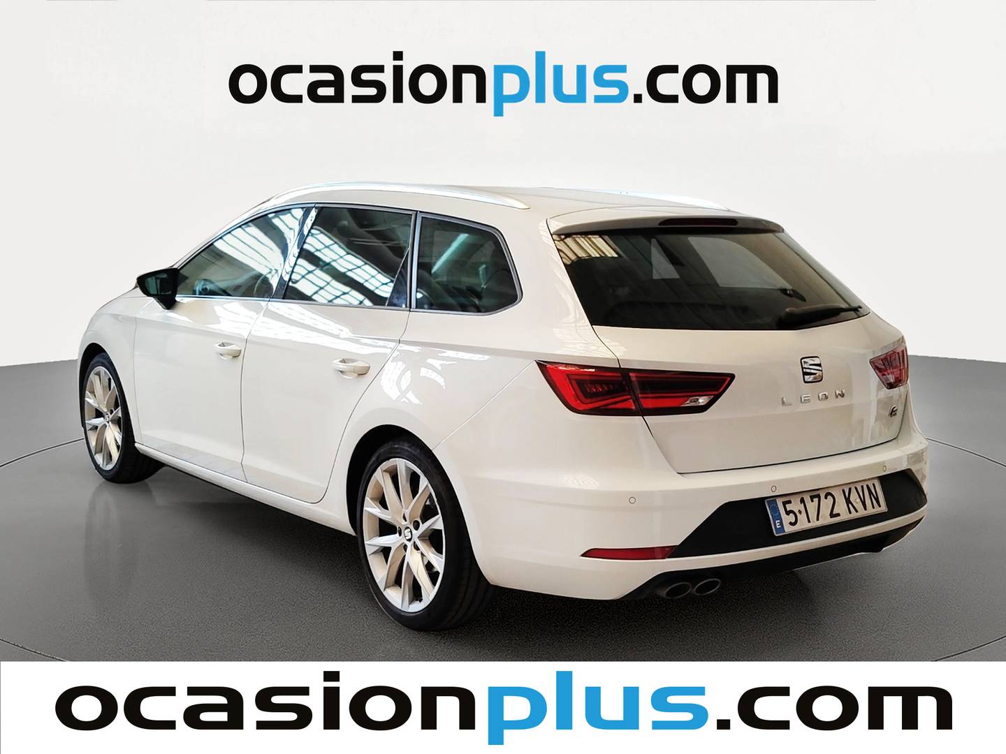 Foto delantera Seat León Seat León ST 1.5 EcoTSI S&S FR DSG (150 CV) derecha