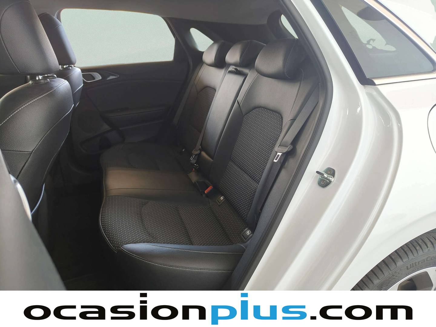 Foto asientos traseros KIA Ceed KIA Ceed 1.5 MHEV Tech DCT  (160 CV)
