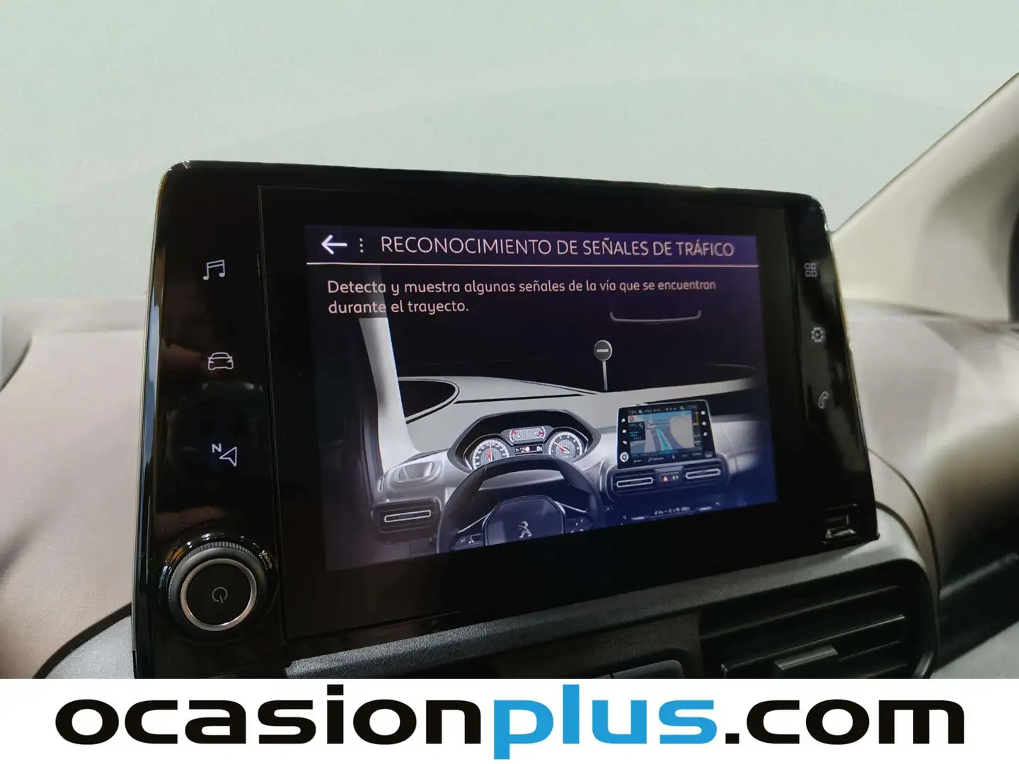 Foto Peugeot Rifter Peugeot Rifter PureTech 130 GT Line Standard EAT8 (130 CV)