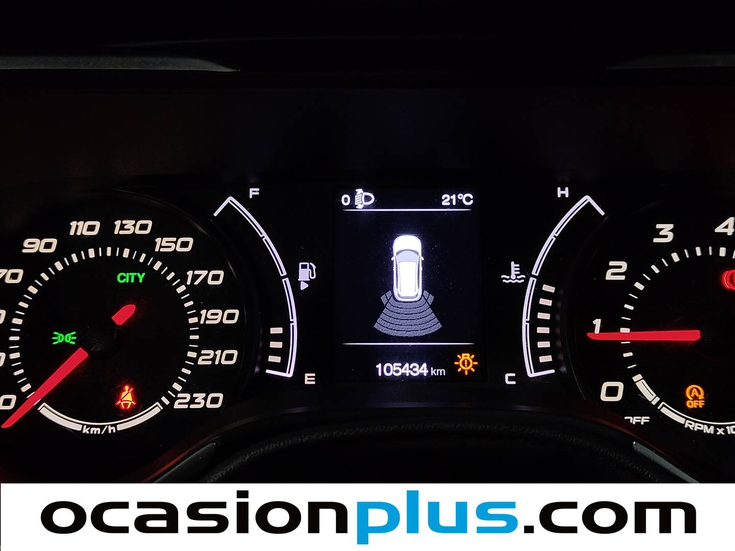 Equipamiento del Fiat Tipo Fiat Tipo 1.4 T-Jet Lounge Plus (120 CV)