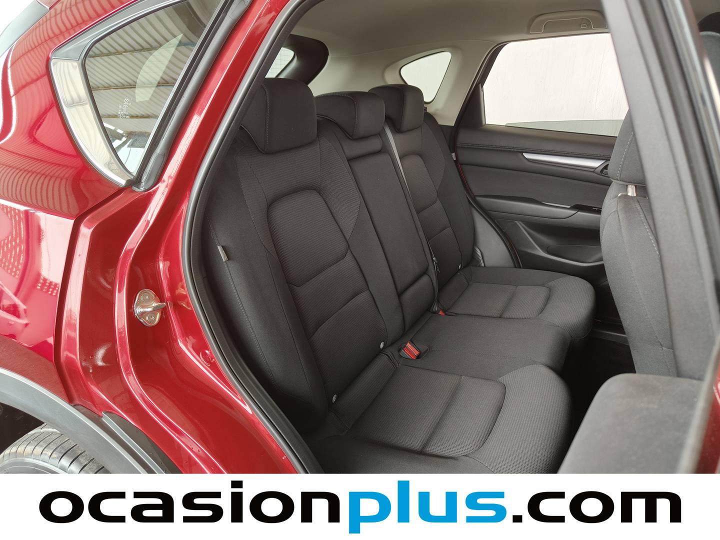 Foto asientos traseros Mazda CX-5 Mazda CX-5 2.0 E-SKYACTIV-G MHEV Advantage (165 CV)