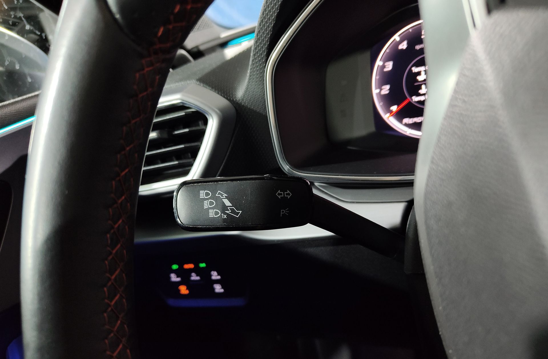 SEAT León ST 1.5 TSI FR Go L - foto 31