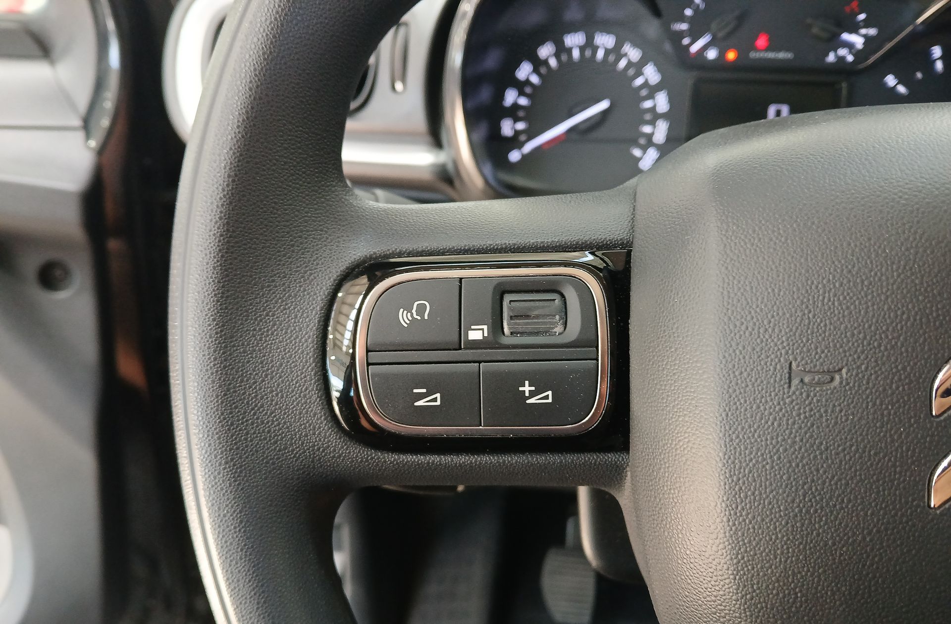 Citroën C3 PureTech 83 Plus - foto 25