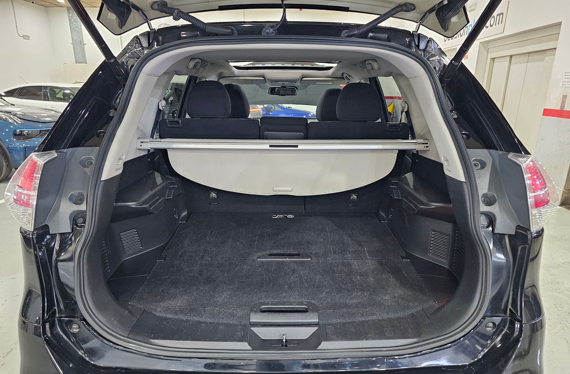 Nissan X-Trail 1.6 dCi Tekna 4x2 - foto 17