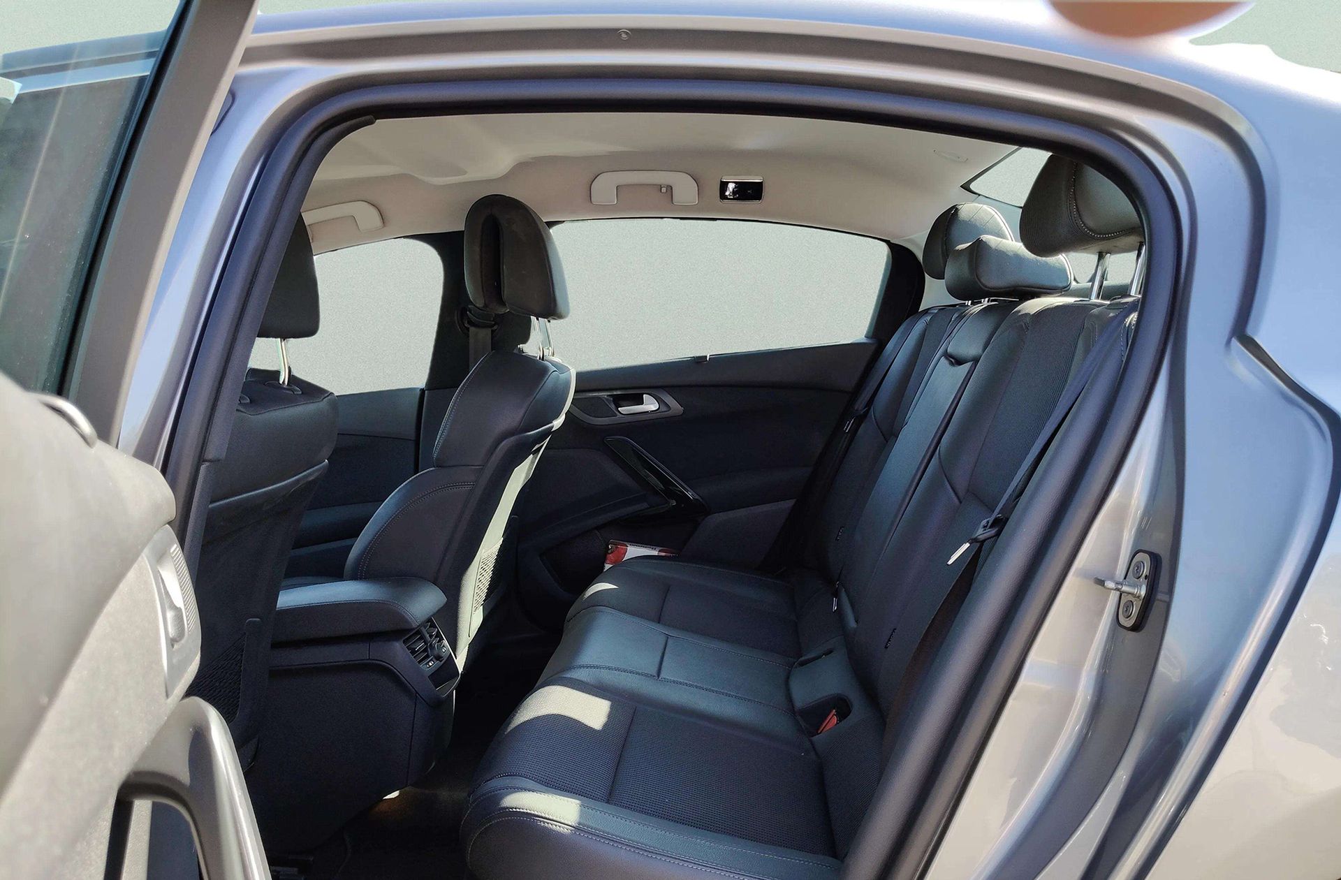 Peugeot 508 2.0 BlueHDi Allure - foto 13