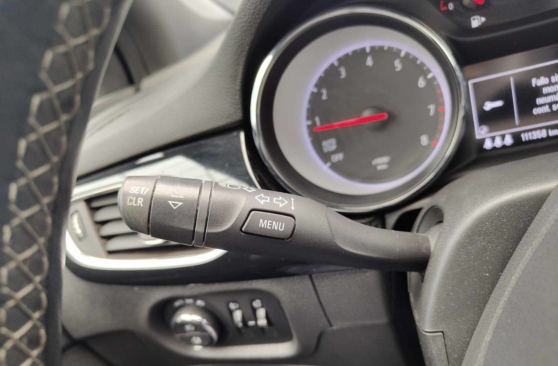 Opel Astra 1.4 Turbo Dynamic - foto 30