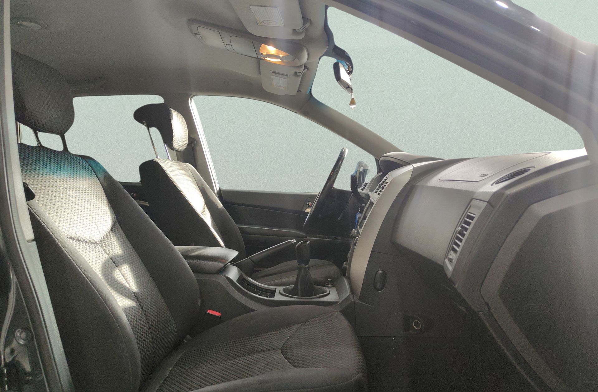 SsangYong Kyron 200 XDI Premium - foto 10