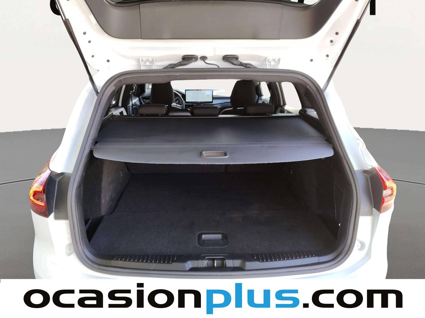 Fotos maletero Ford Focus Ford Focus 1.0 Ecoboost MHEV ST-Line (155 CV)