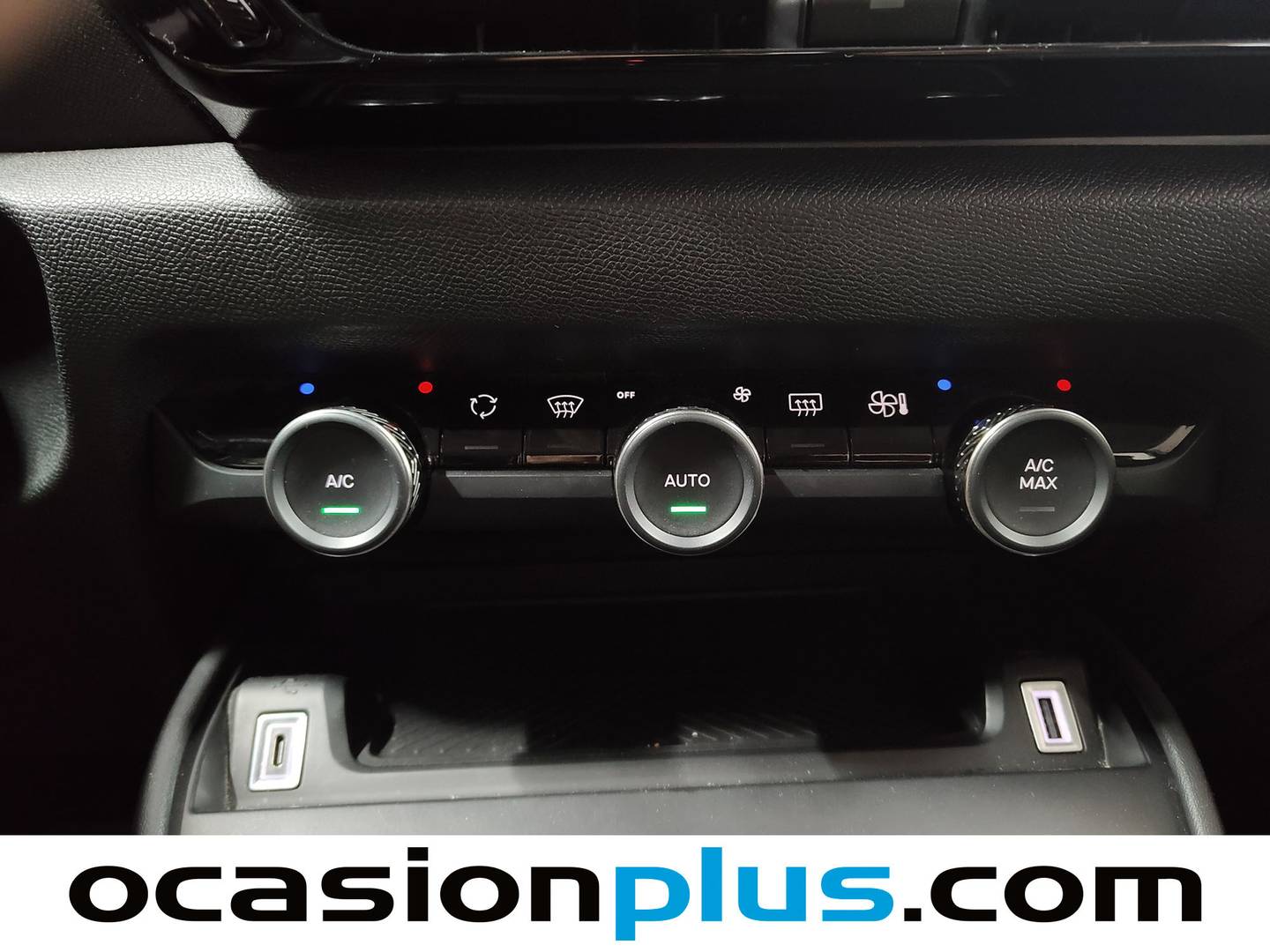 Foto Citroën C4 Citroen C4 PureTech 130 S&S 6v Feel Pack EAT8 (130 CV)