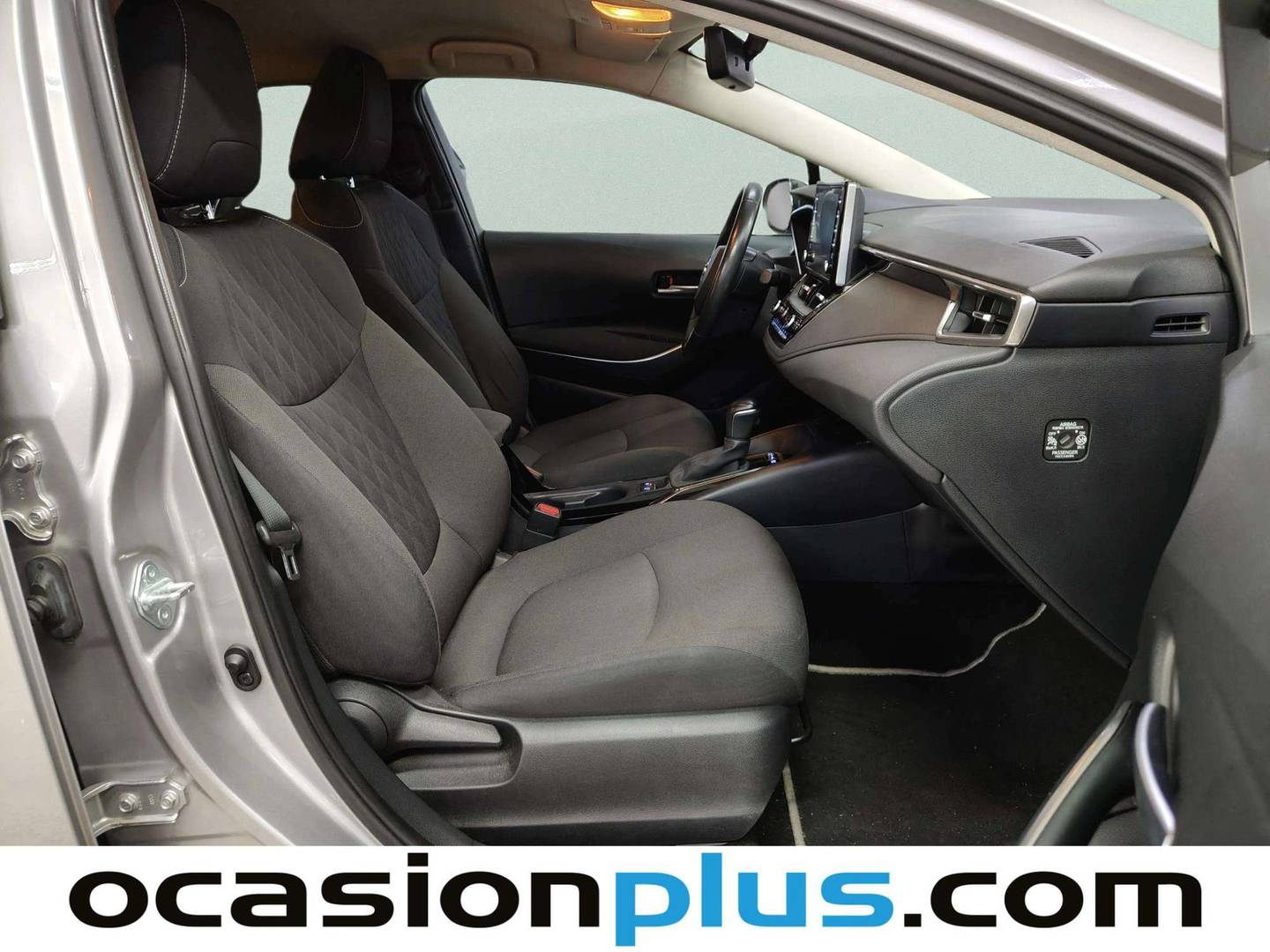 Toyota Corolla Toyota Corolla 1.8 125 Híbrido Active Tech E-CVT Sedán (122 CV) automático