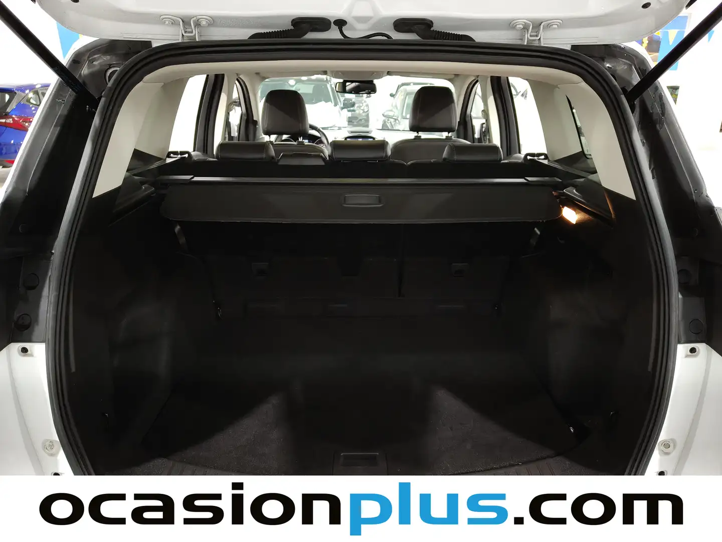 Foto Ford Kuga Ford Kuga 2.0 TDCI S&S Titanium 4x2 (120 CV)