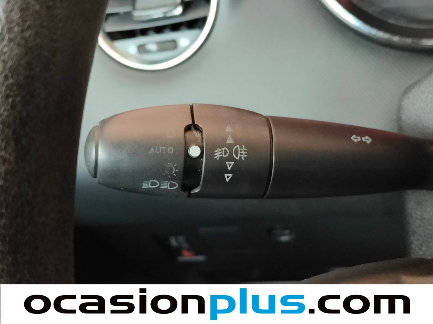 Equipamiento del Peugeot 308 Peugeot 308 SW 1.6 VTI Envy (120 CV) 7 Plazas