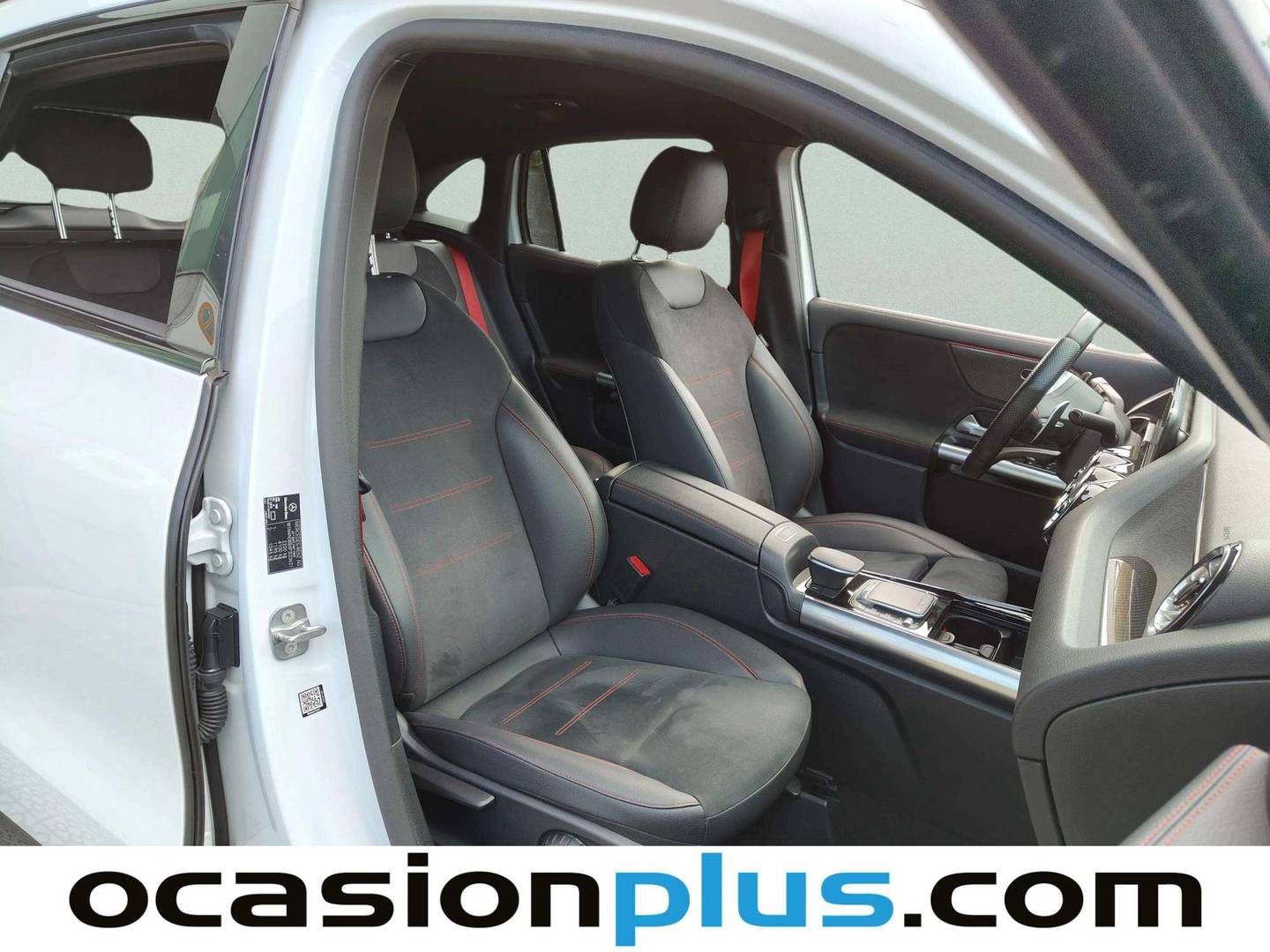 Foto Mercedes GLA Mercedes-Benz GLA AMG 35 4Matic (306 CV) Pack AMG 4x4