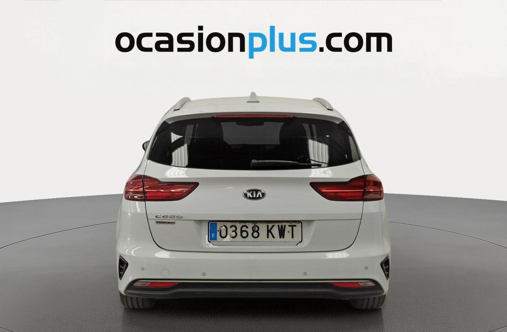 Kia Ceed 1.6 CRDi Tech - foto 18