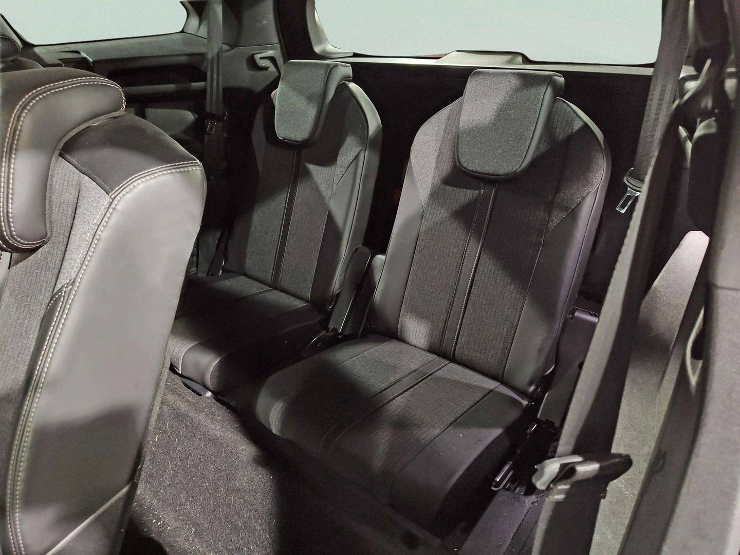 Foto Peugeot 5008 Peugeot 5008 BlueHDI 120 S&S GT Line (120 CV) 7 Plazas