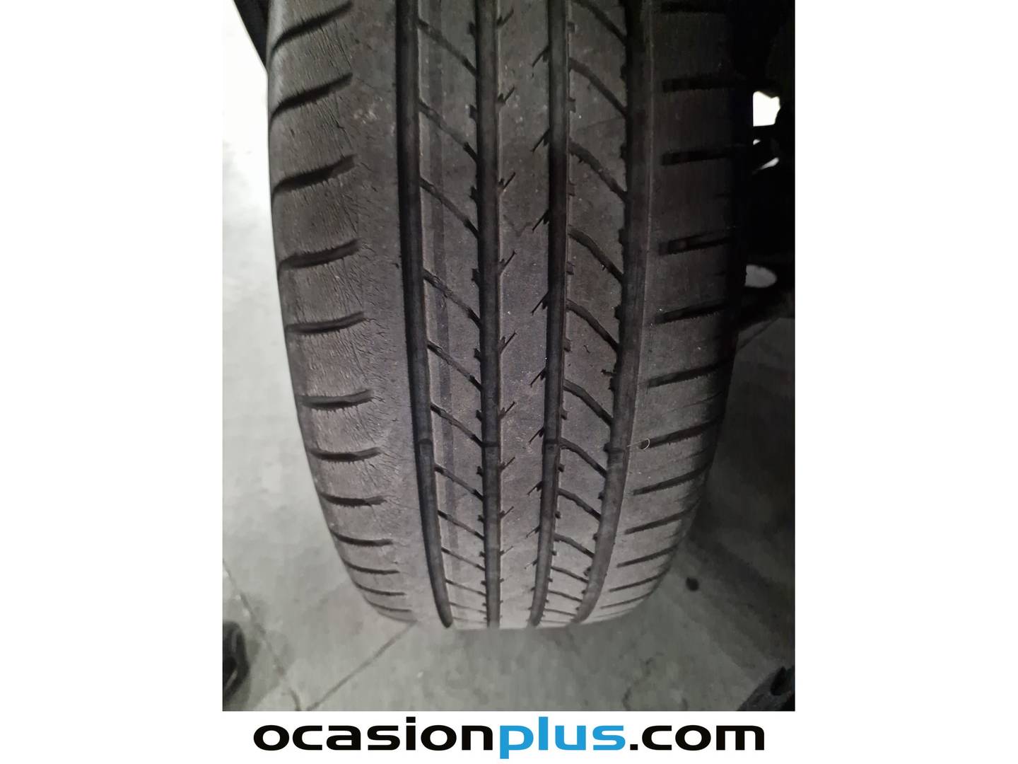 Peugeot 2008 Peugeot 2008 PureTech 130 S&S Allure (130 CV) de segunda mano