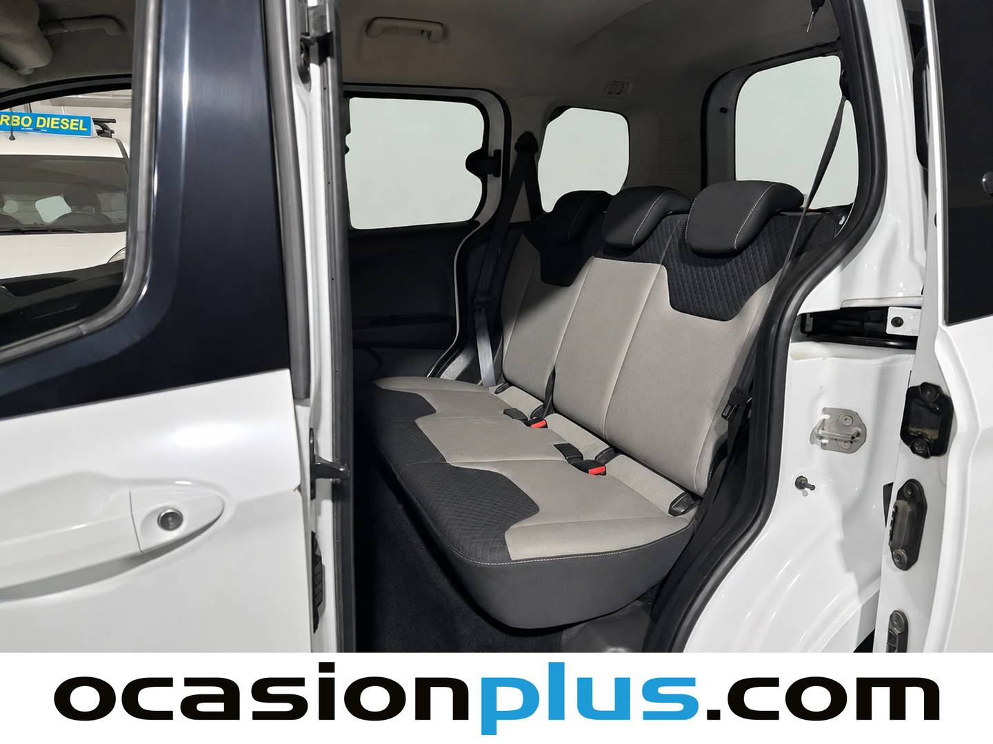 Foto asientos traseros Ford Tourneo Courier Ford Tourneo Courier 1.0 EcoBoost Titanium (100 CV)