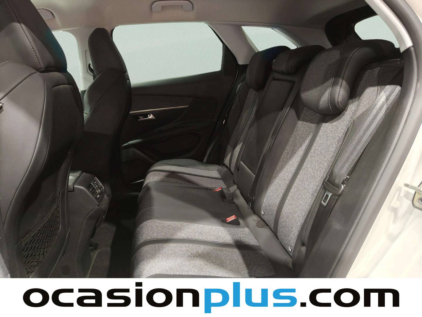 Foto asientos traseros Peugeot 3008 Peugeot 3008 PureTech 130 Allure EAT8 (130 CV)