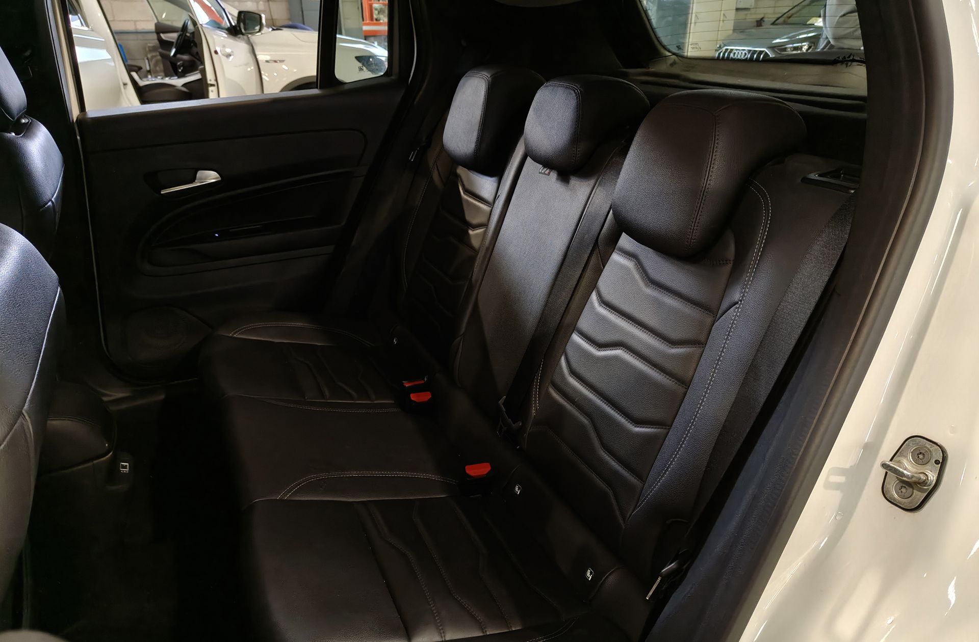 Jeep Avenger 1.2 G Summit - foto 13