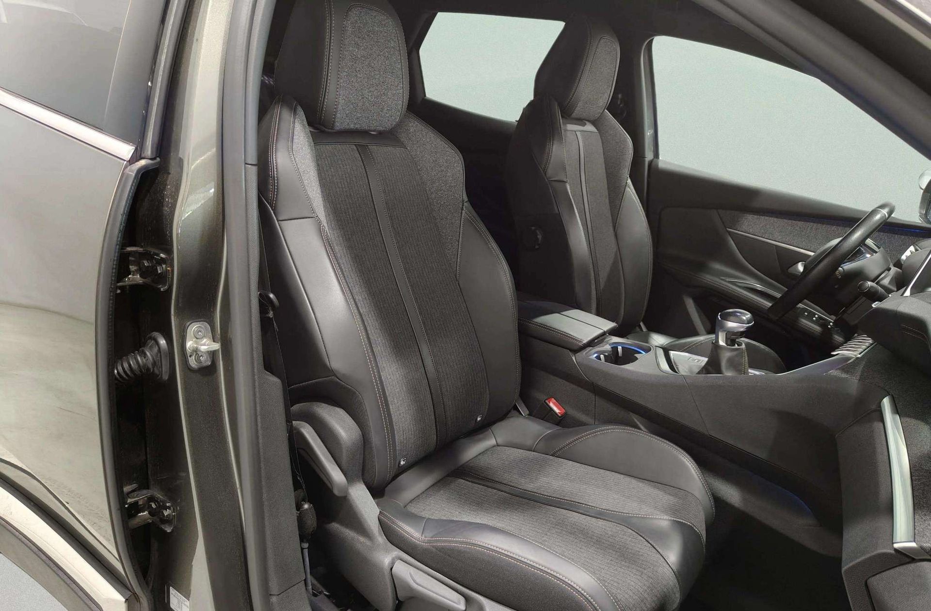 Peugeot 3008 BlueHDi 150 GT Line - foto 25
