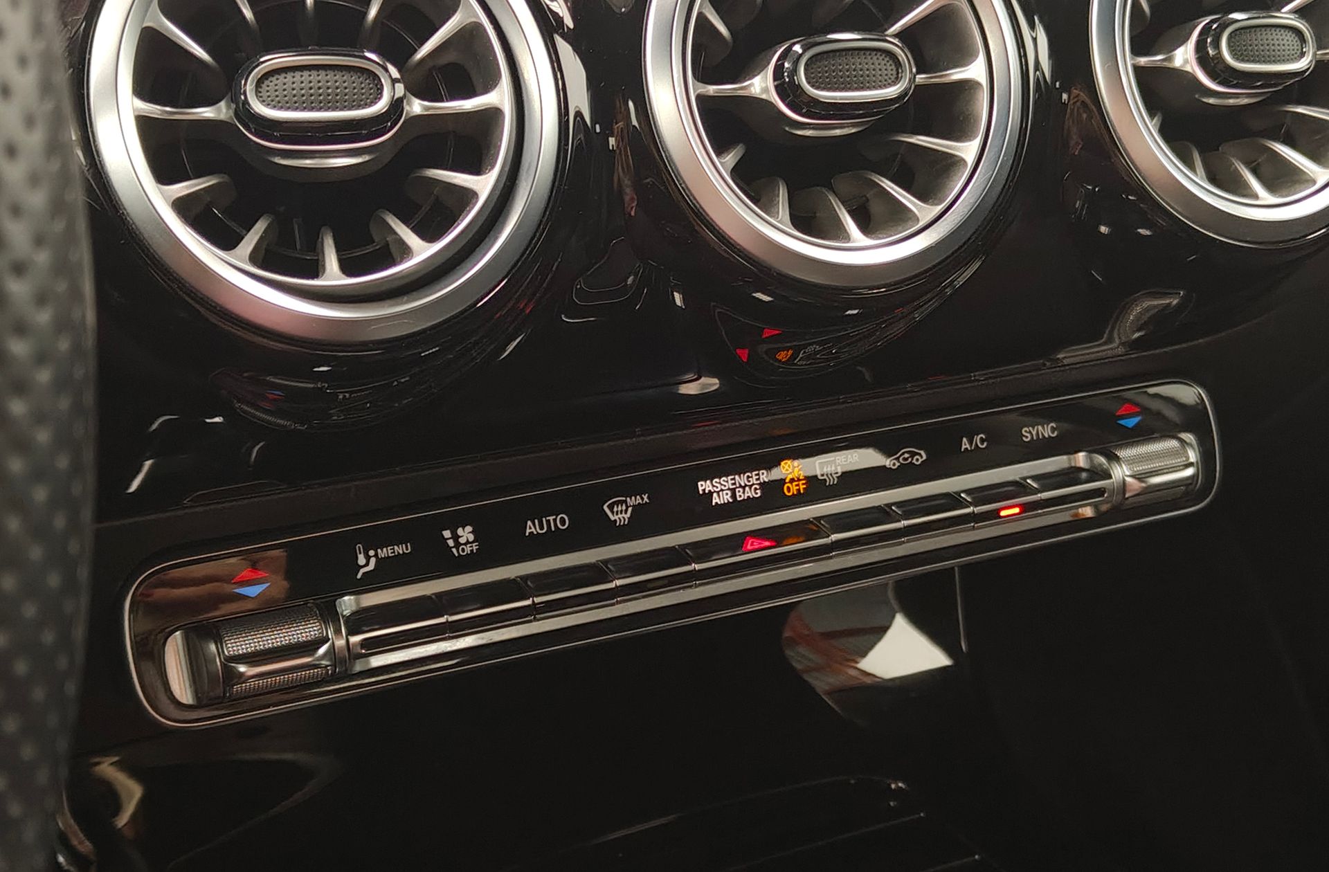 Mercedes-Benz Clase A 180 Pack AMG - foto 35