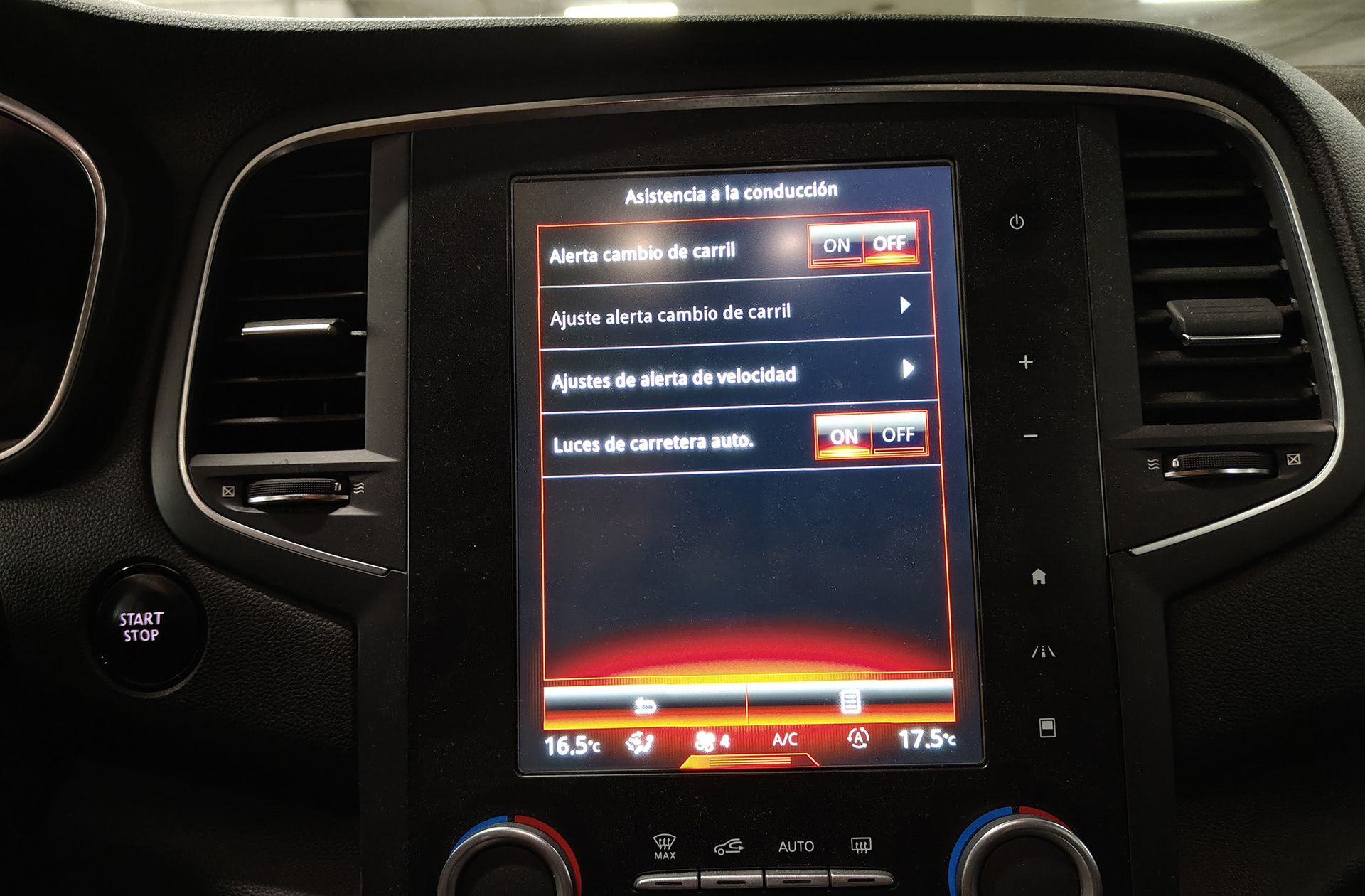 Renault Mégane GT Energy TCe EDC - foto 31