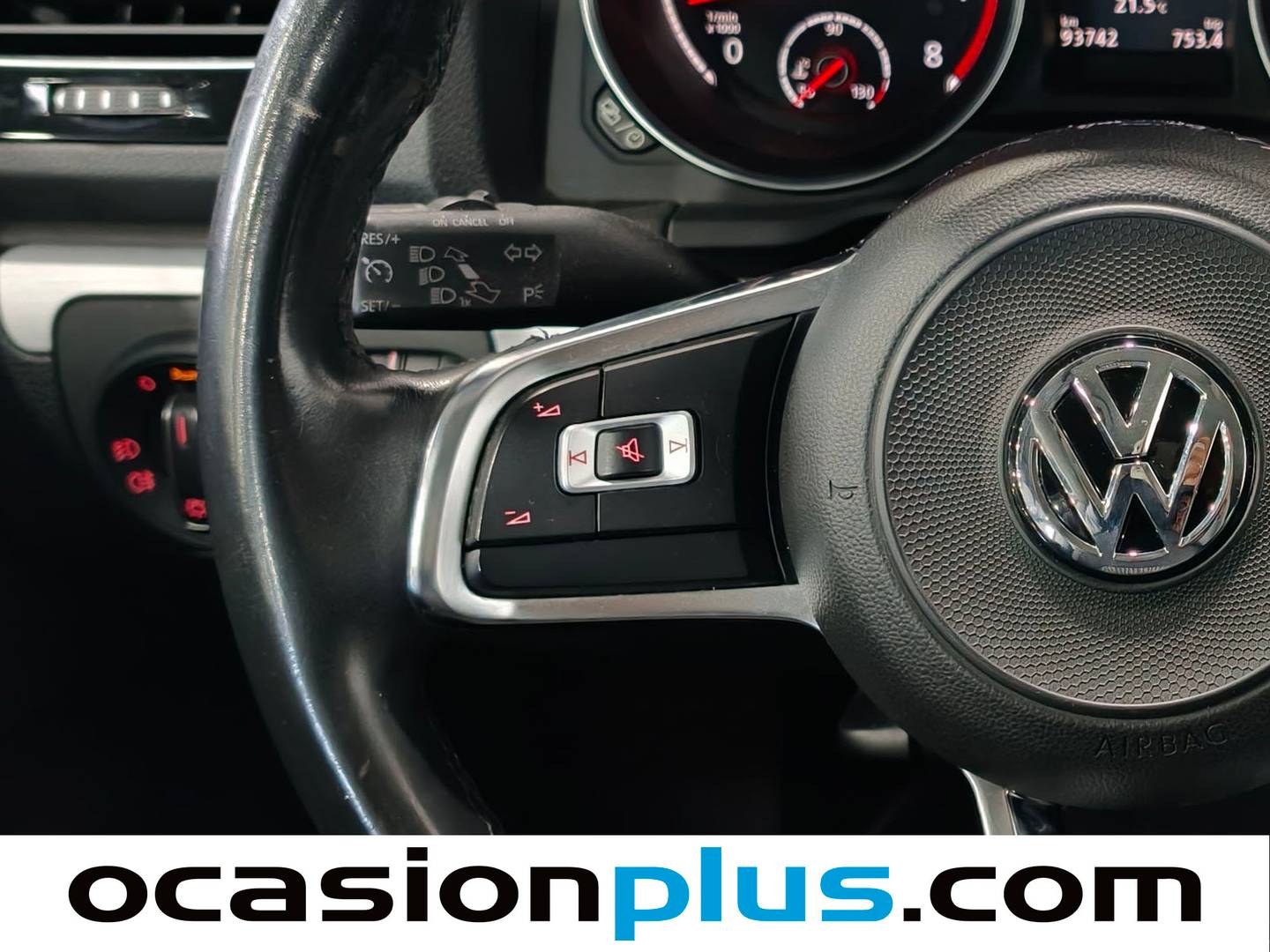 Volkswagen Scirocco Volkswagen Scirocco Typhoon by R-Line 1.4 TSI BMT  (125 CV) de segunda mano