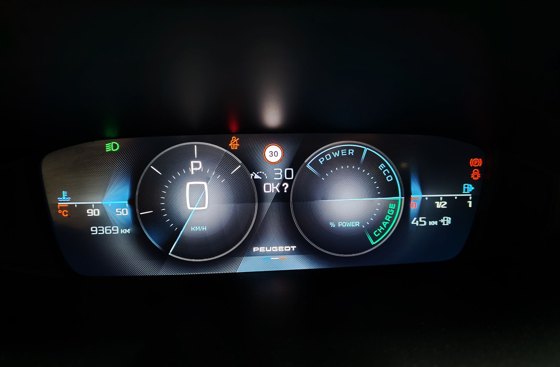 Peugeot 408 Allure Hybrid 145 eDCS6 - foto 22