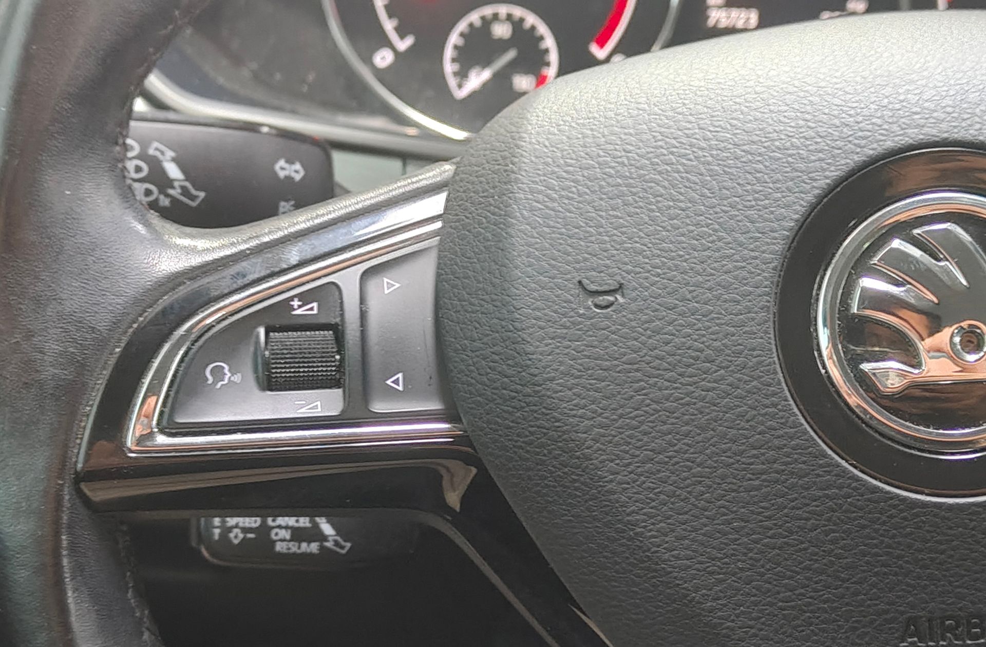 Škoda Superb 1.6 TDI CR Ambition - foto 27