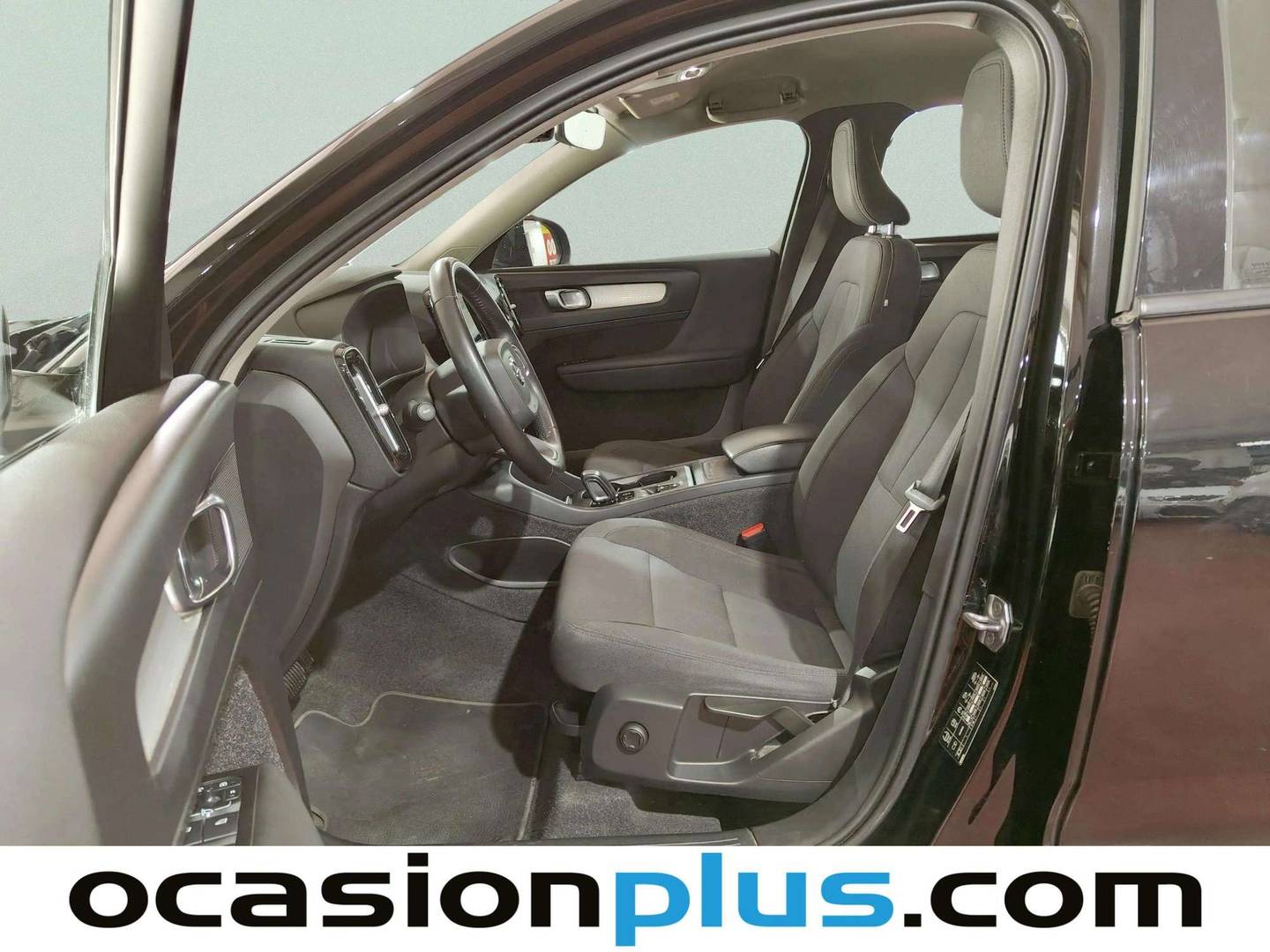Foto asientos delanteros Volvo XC40 Volvo XC40 T2 Momentum Pro Auto (129 CV)