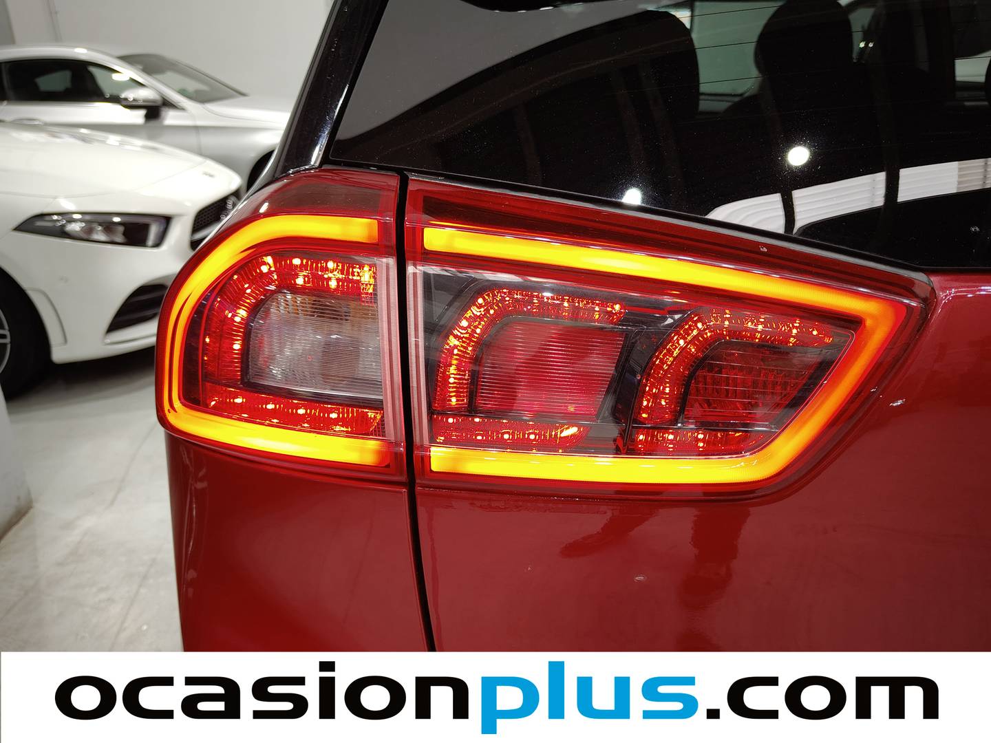 Foto KIA Niro Kia Niro 1.6 GDi HEV Híbrido Emotion (141 CV)