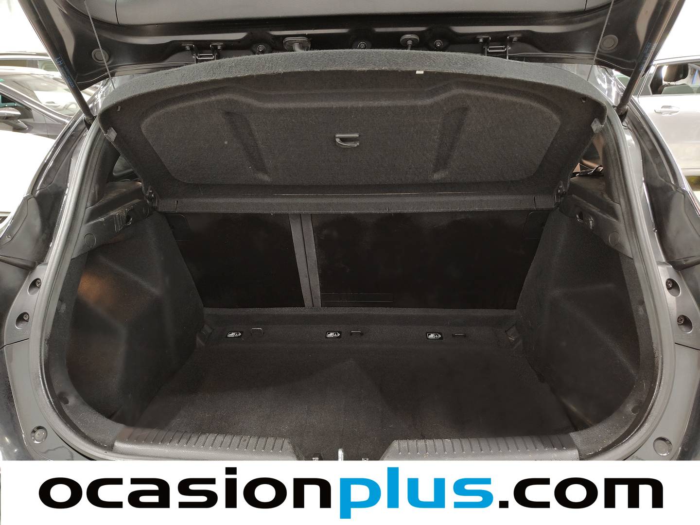 Fotos maletero Hyundai i30 Hyundai i30 1.4 CRDI Go! (90 CV)