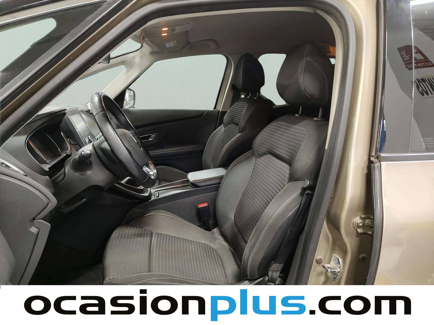 Foto asientos delanteros Renault Scénic Renault Scenic Intens Energy TCe (130 CV)