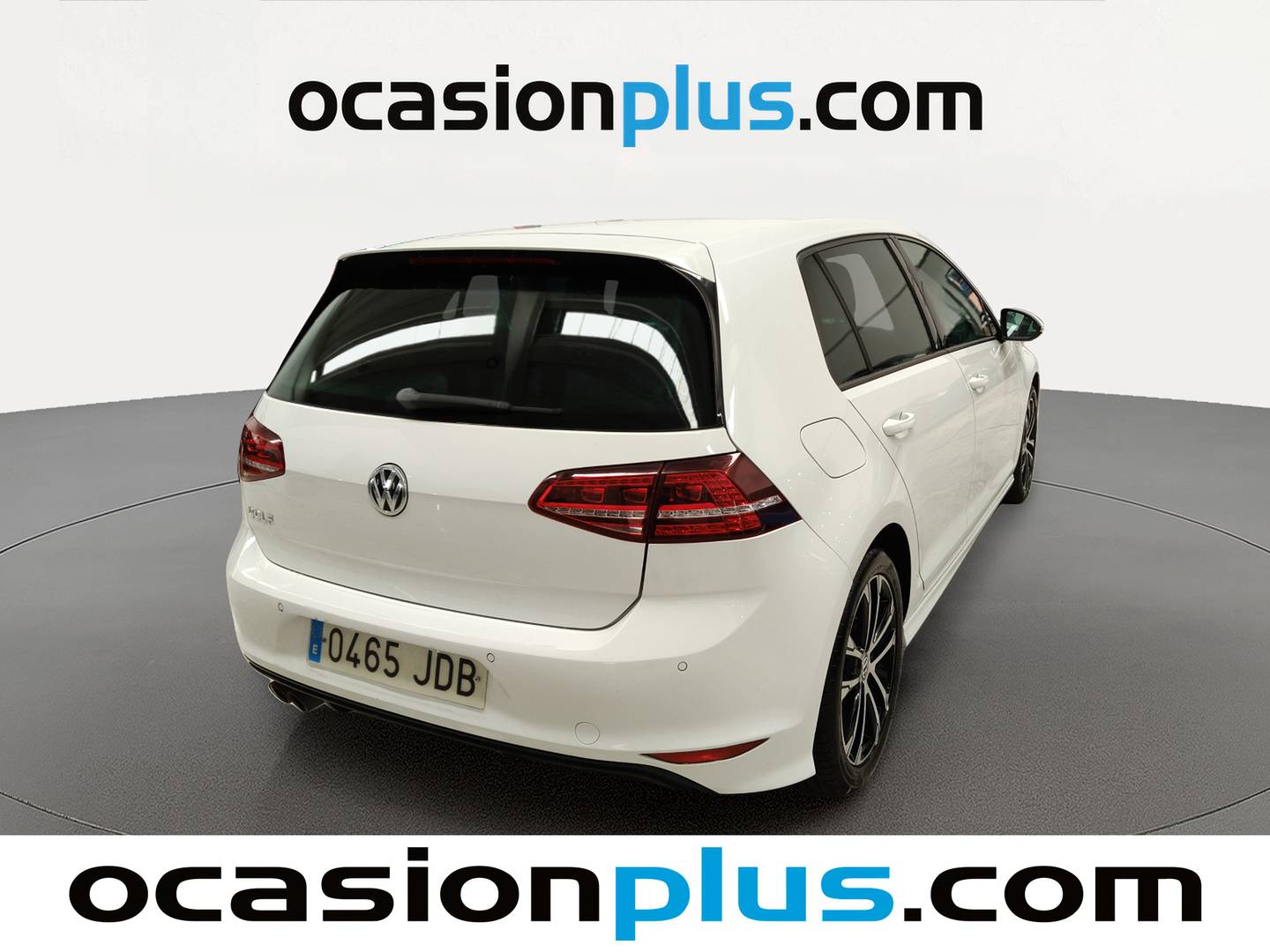 Foto trasera Volkswagen Golf Volkswagen Golf 2.0 TDI CR BMT (150 CV) DSG Pack R-Line derecha