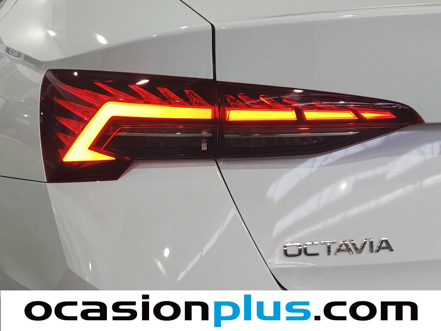 Paquetes del Skoda Octavia Skoda Octavia 1.5 TSI m-HEV Selection DSG (150 CV)