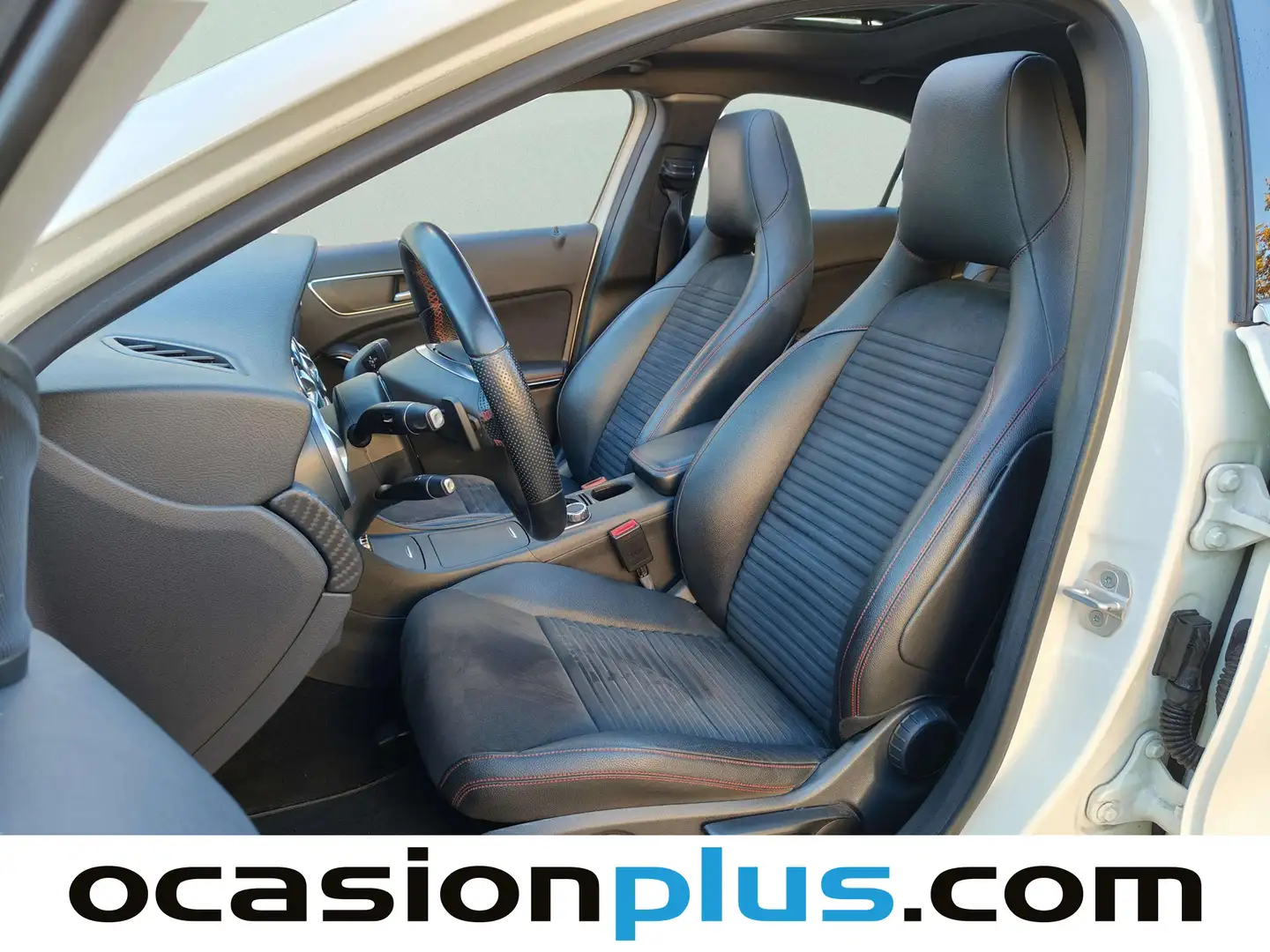 Foto Mercedes Clase A Mercedes-Benz Clase A 200 CDI BlueEfficiency AMG Sport (136 CV)