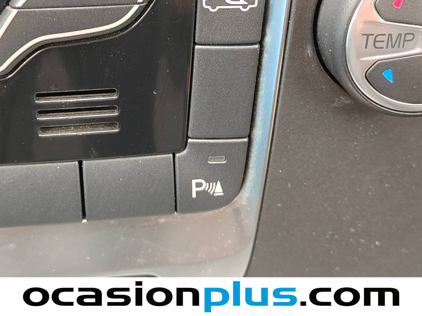 Extras y acabados del Volvo V40 Cross Country Volvo V40 Cross Country D2 Kinetic Auto (115 CV)