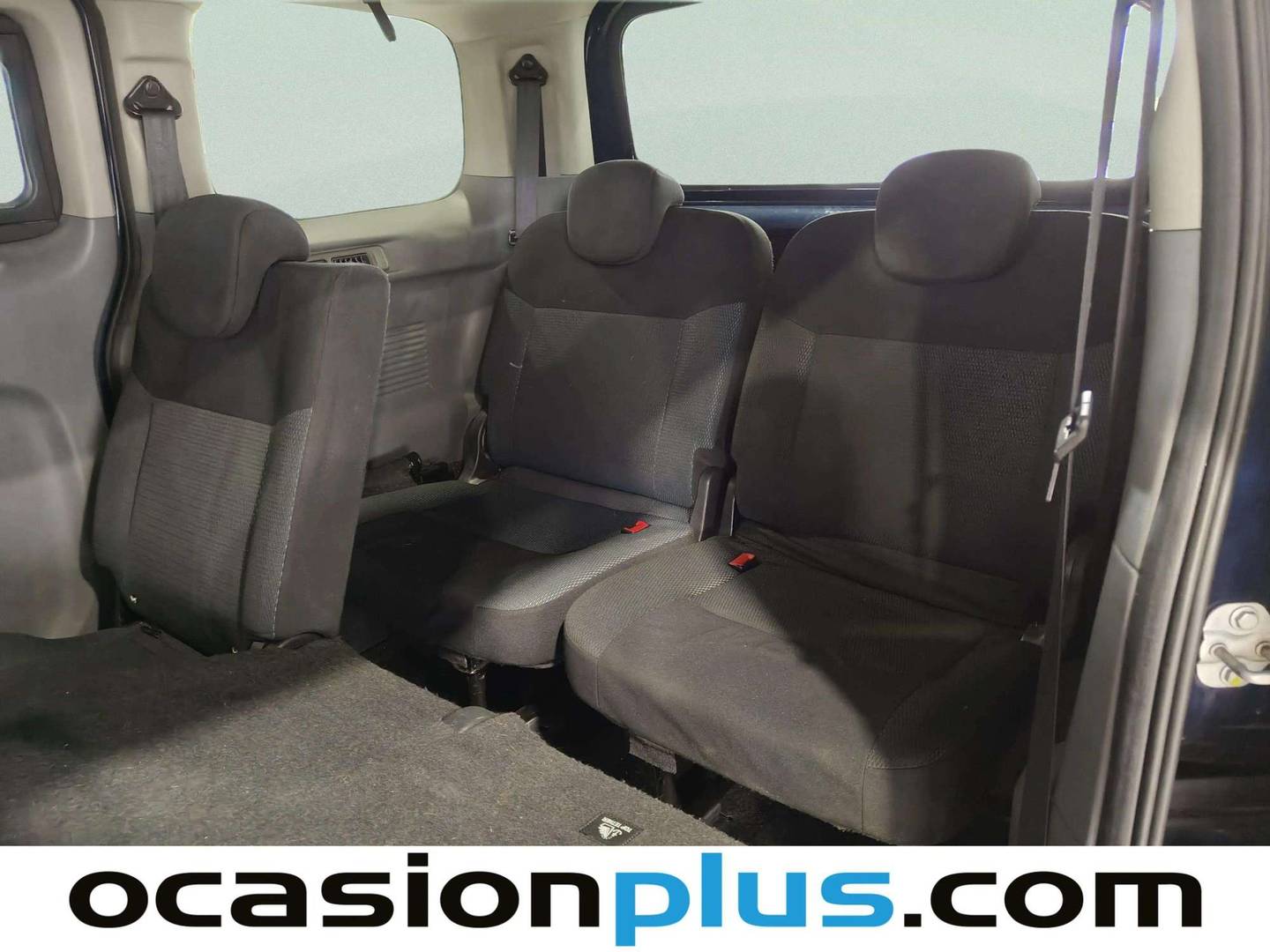 Extras y acabados del Nissan NV200 EVALIA Nissan NV200 Evalia Combi 1.5 dCi Comfort 7 Plazas (110 CV)