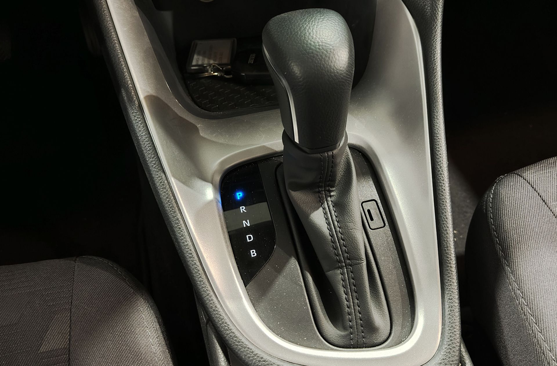 Toyota Yaris 120H Active Plus - foto 5
