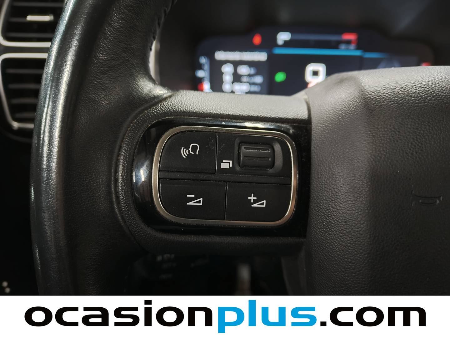 Foto Citroën C5 Aircross Citroen C5 Aircross BlueHdi 130 S&S Live Pack (131 CV)