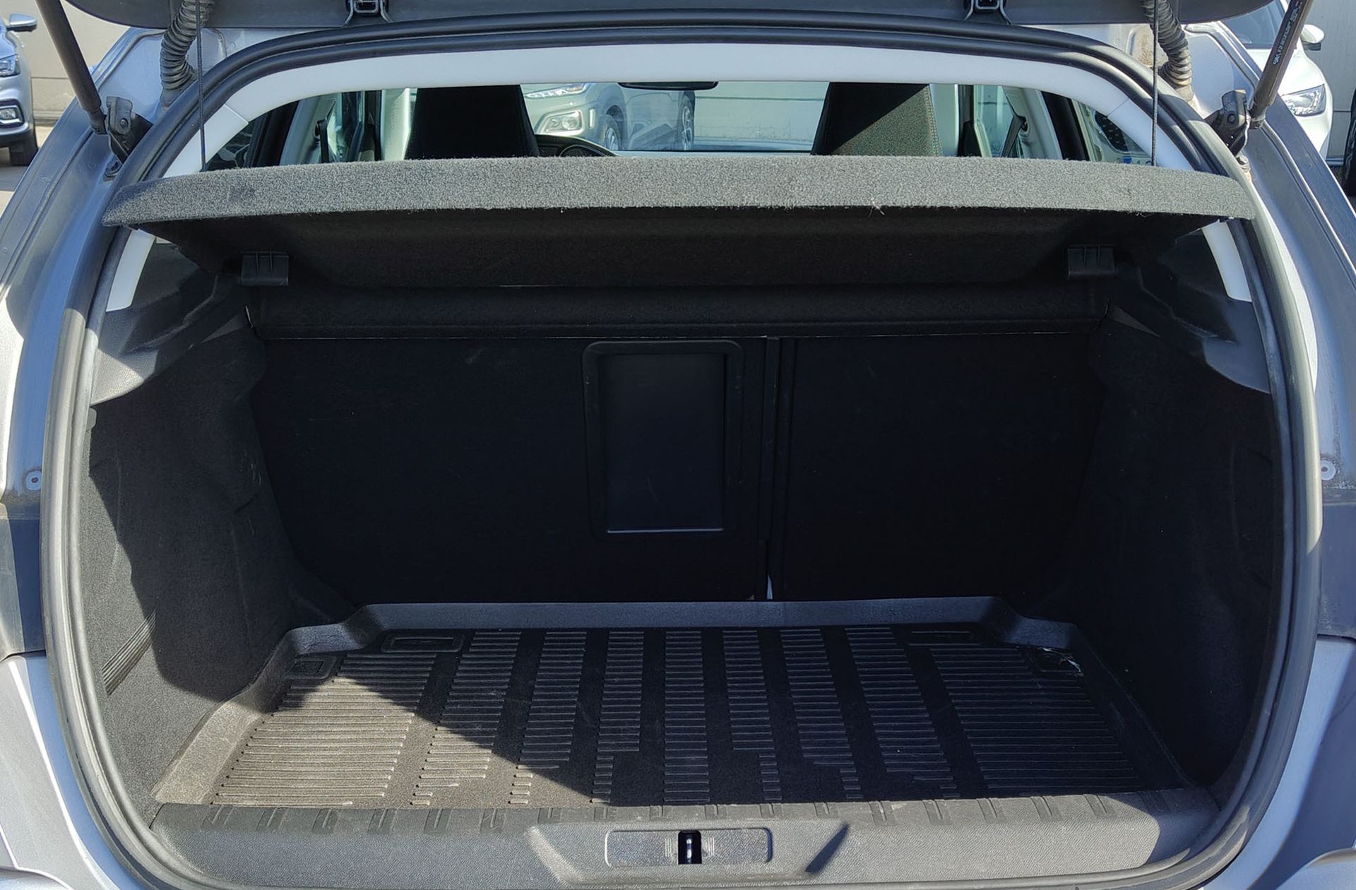 Peugeot 308 BlueHDi 130 Allure - foto 16