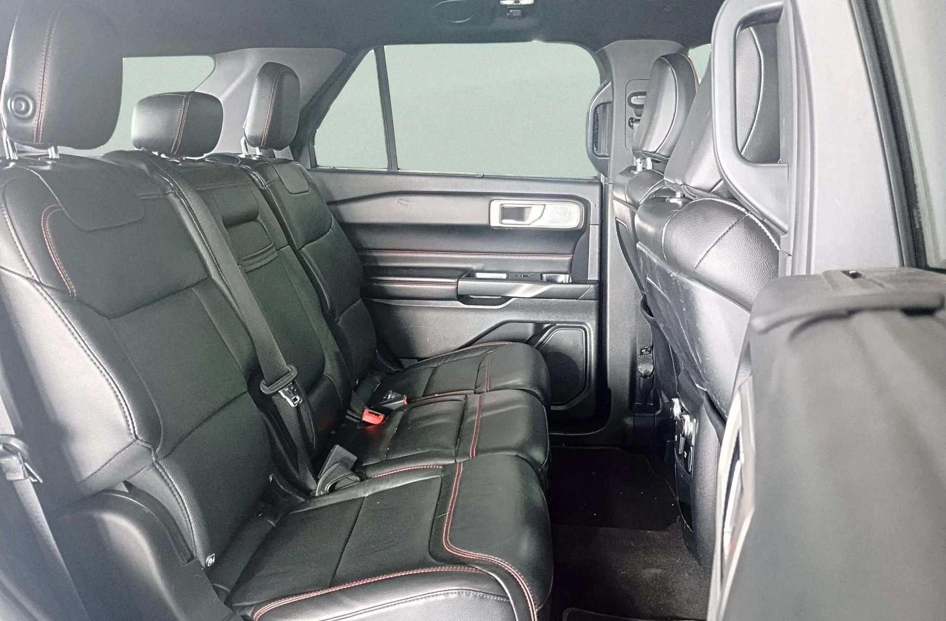 Ford Explorer 3.0 PHEV ST Line AWD 7 plazas - foto 25