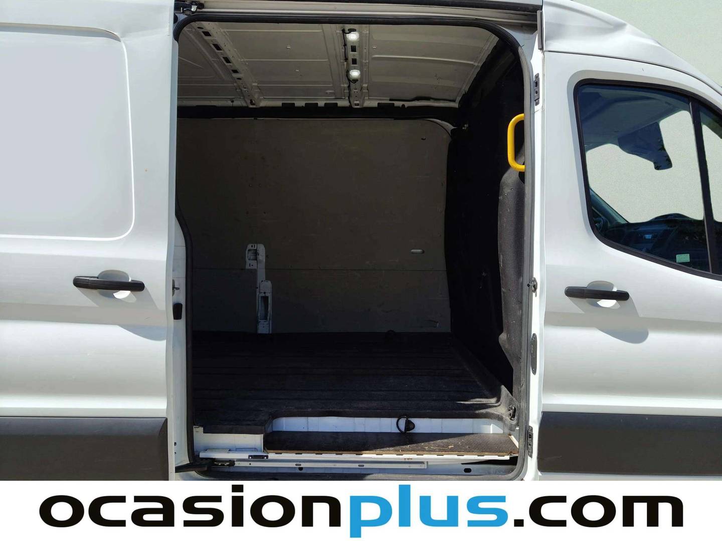 Fotos maletero Ford Transit FORD Transit Furgon 350 L3H2 Trend (130 CV)