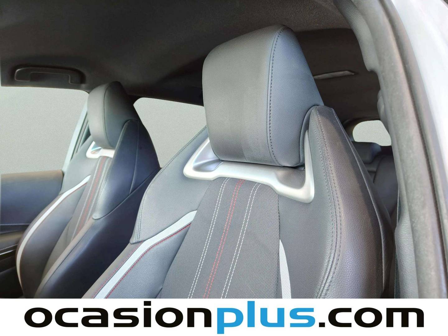 Acabados Toyota Corolla Toyota Corolla 180H Touring Sports GR-Sport E-CVT (180 CV)