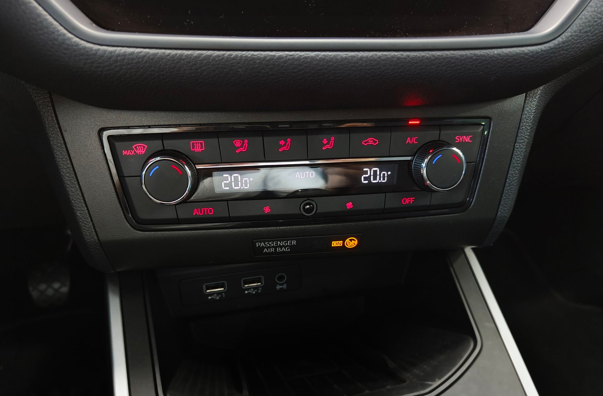 SEAT Arona 1.0 TSI Ecomotive FR Edition - foto 40