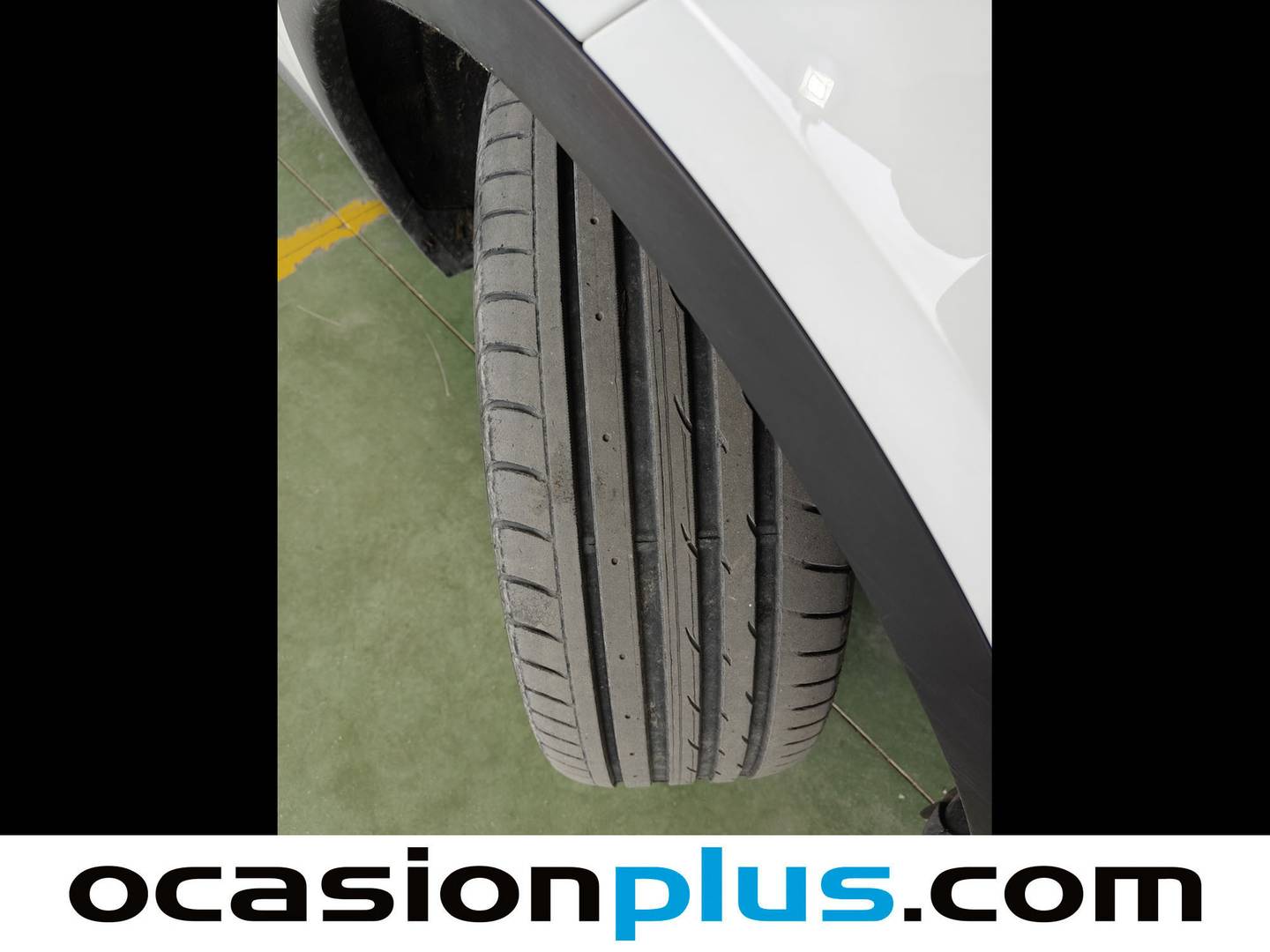 Foto Jaguar E-Pace Jaguar E-PACE 2.0P 4WD Auto (200 CV)