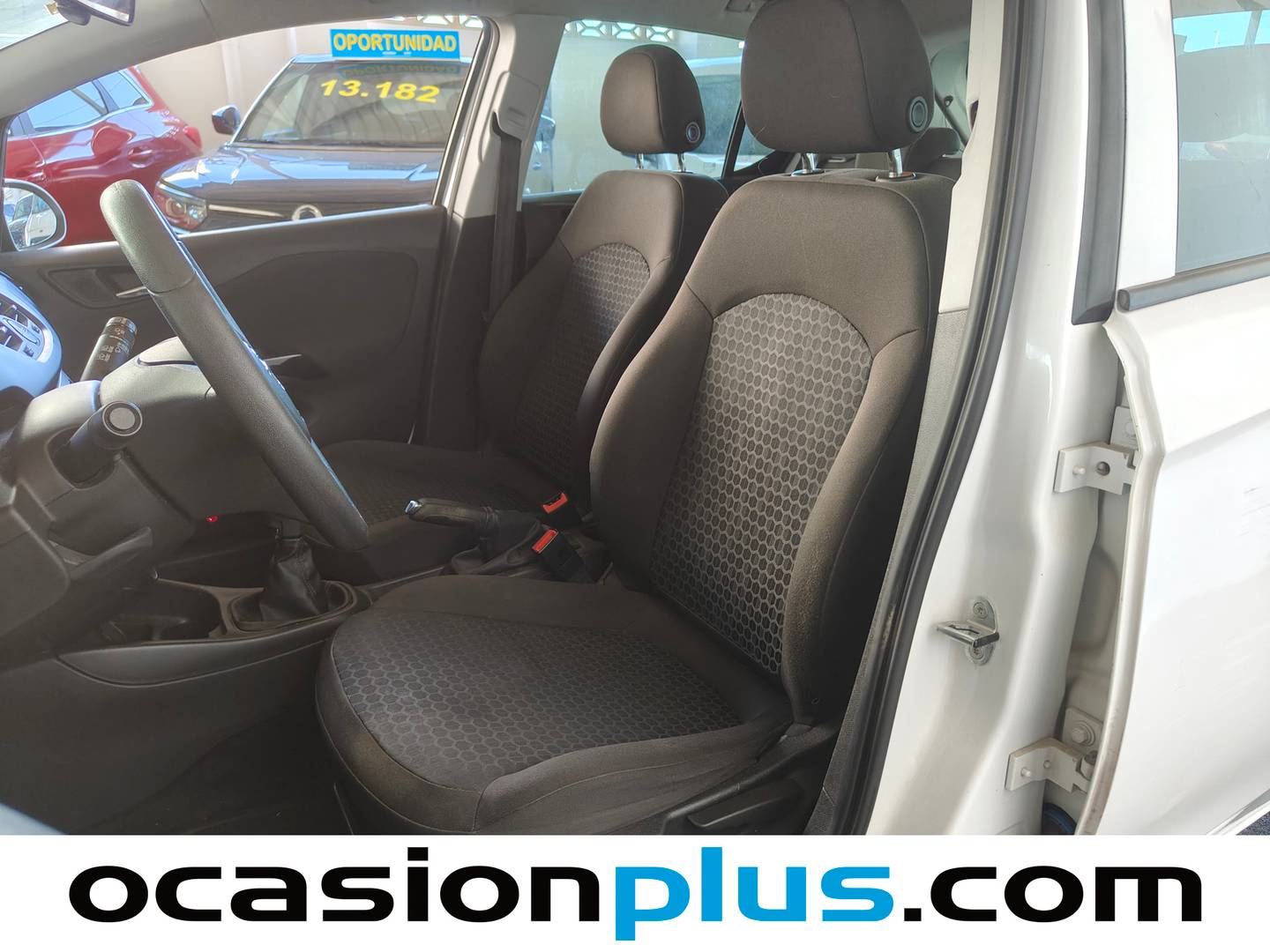 Foto asientos delanteros Opel Corsa Opel Corsa 1.3 CDTi Expression (75 CV)